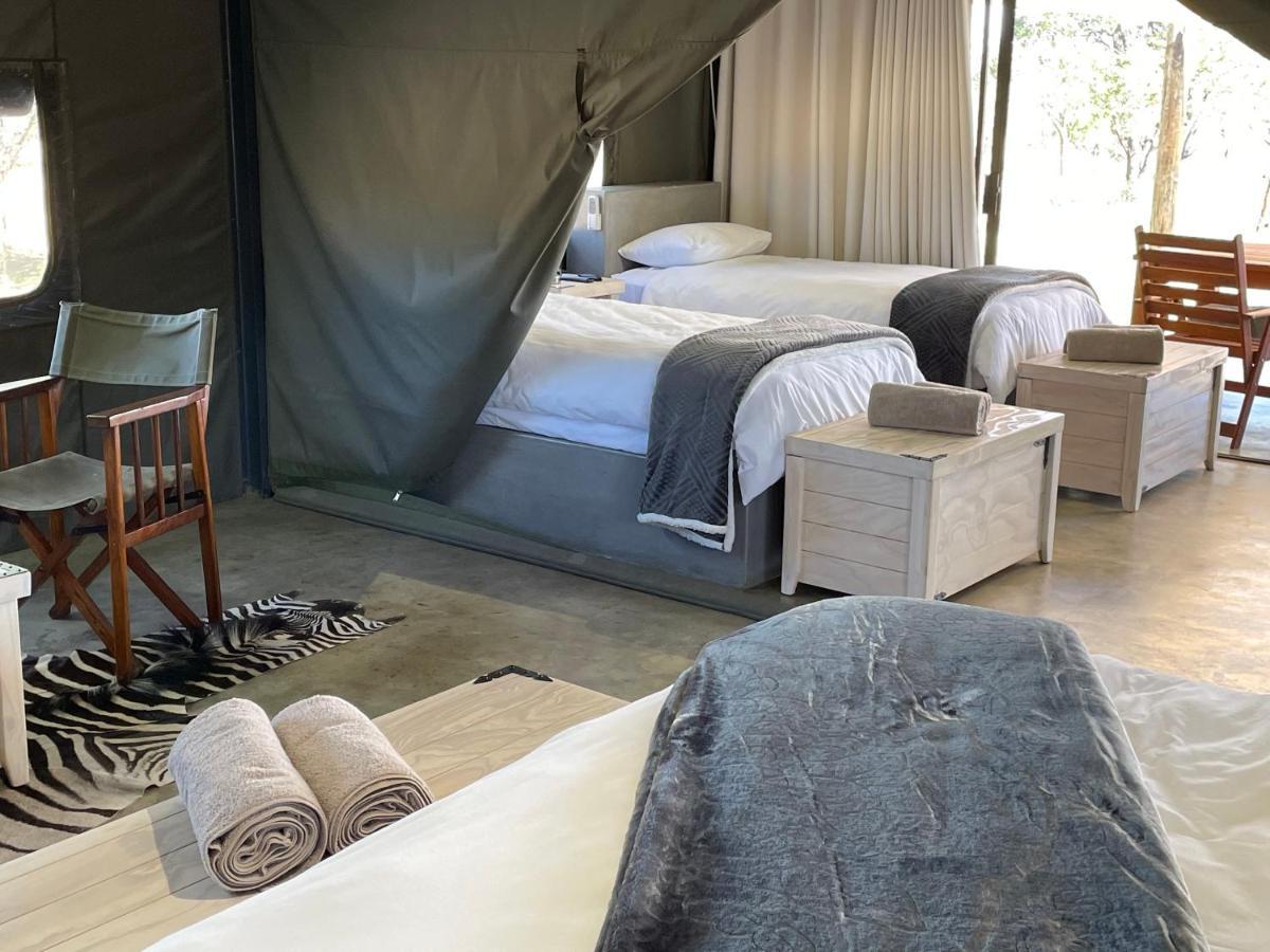 Newburg & Luxury Bush Tents, Elements Private Golf Reserve
