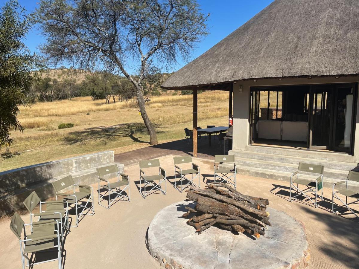 Newburg & Luxury Bush Tents, Elements Private Golf Reserve Luxe tent *