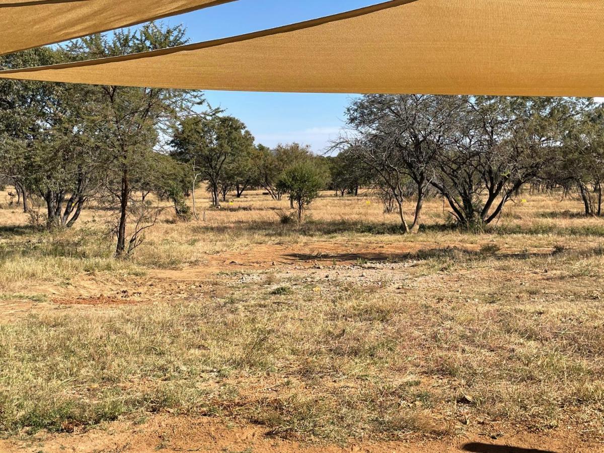 Newburg & Luxury Bush Tents, Elements Private Golf Reserve Luxe tent Moheme