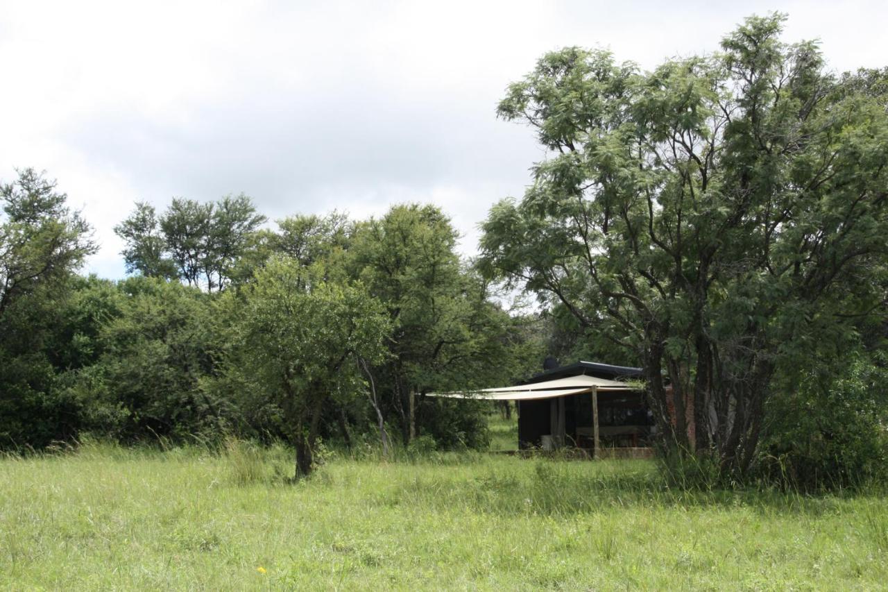 Newburg & Luxury Bush Tents, Elements Private Golf Reserve Moheme