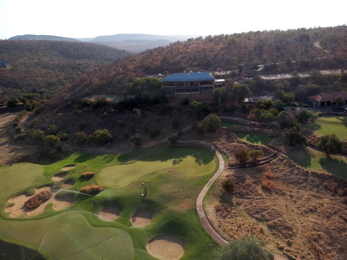 Newburg & Luxury Bush Tents, Elements Private Golf Reserve *